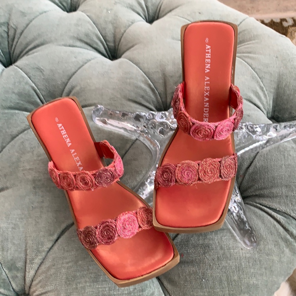 Platform sandals